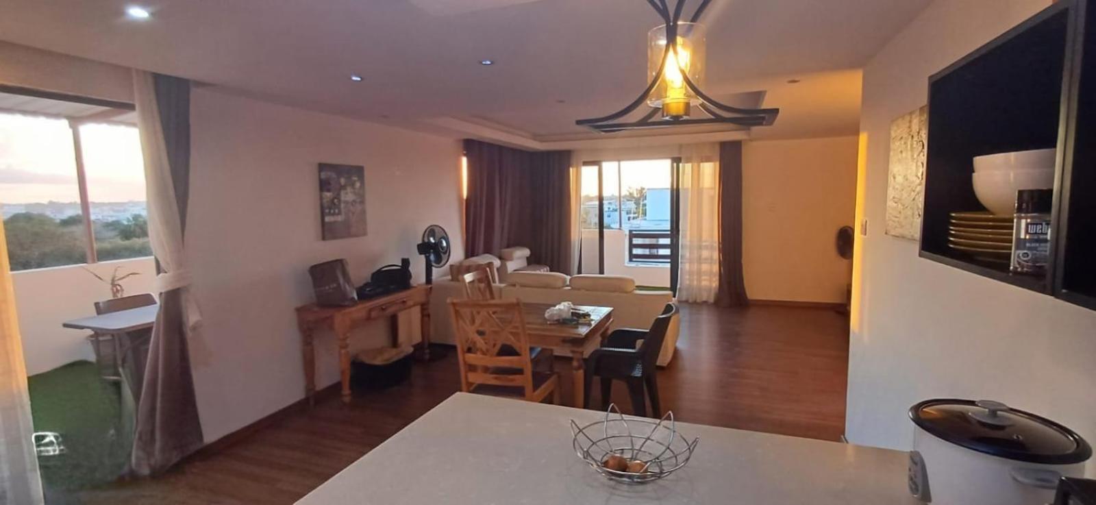 Le Binome Aparthotel Grand-Baie Eksteriør bilde